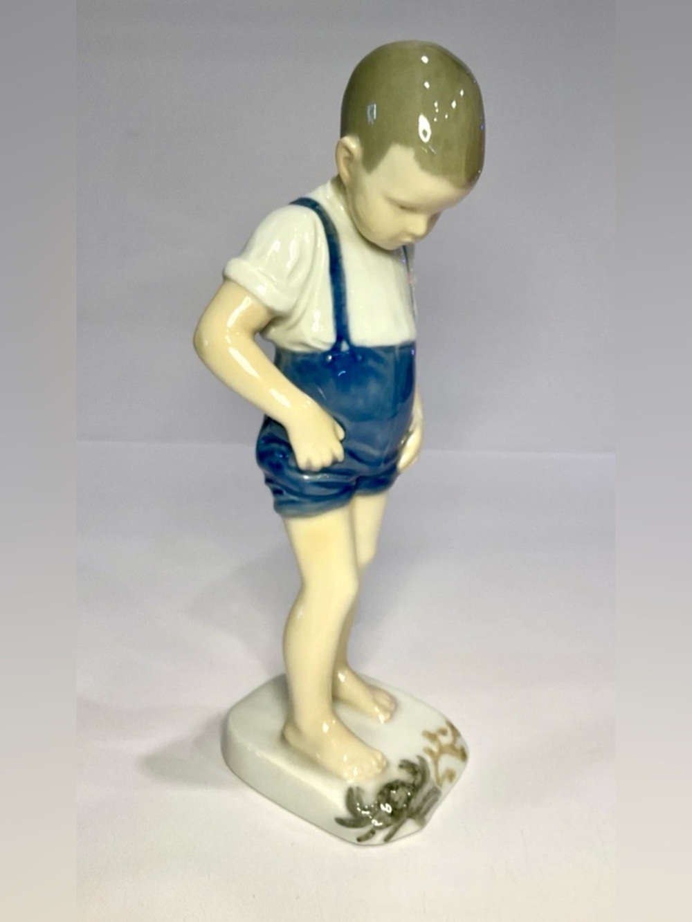 Vintage Bing and Grondahl Denmark "Boy with Crab" Porcelain Figurine #1870